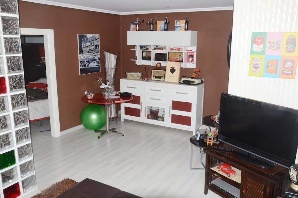 Apartment Pop Gallery